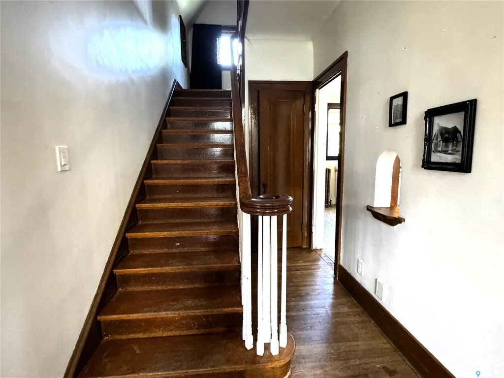 215 7th Avenue E Shaunavon SK S0N 2M0