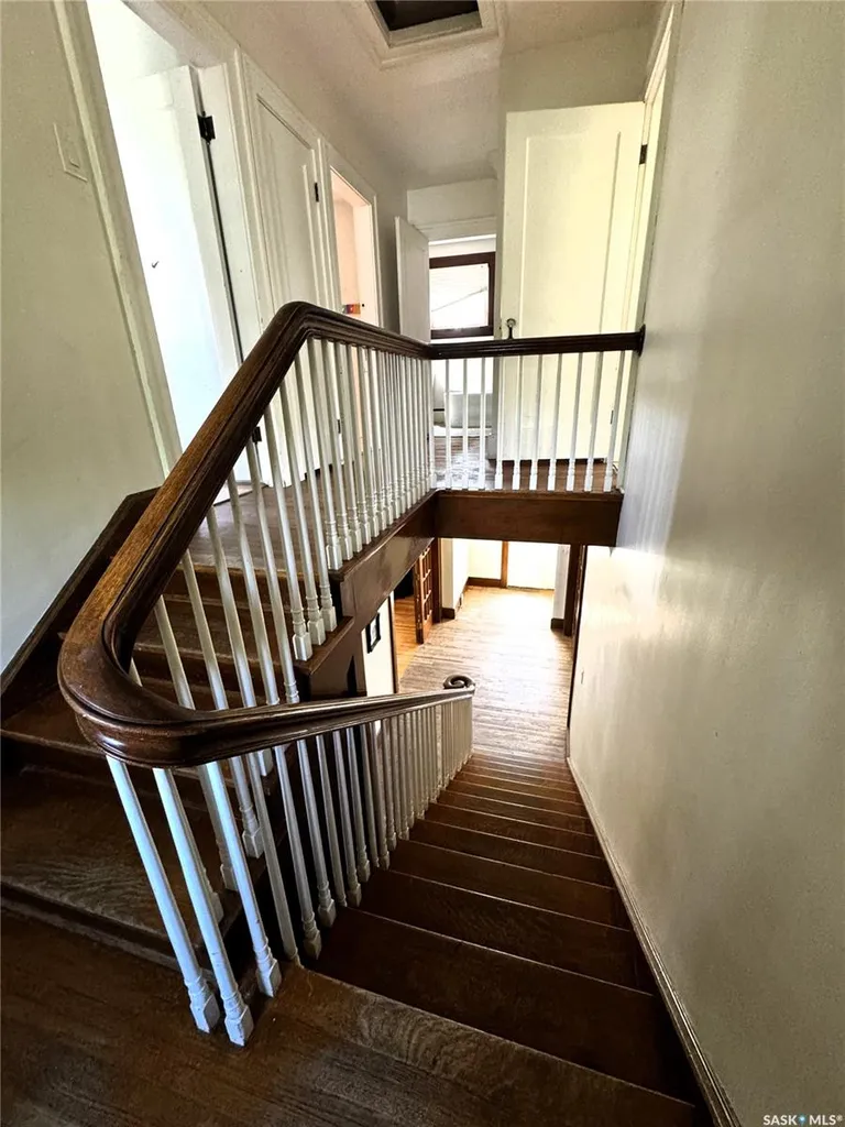 215 7th Avenue E Shaunavon SK S0N 2M0