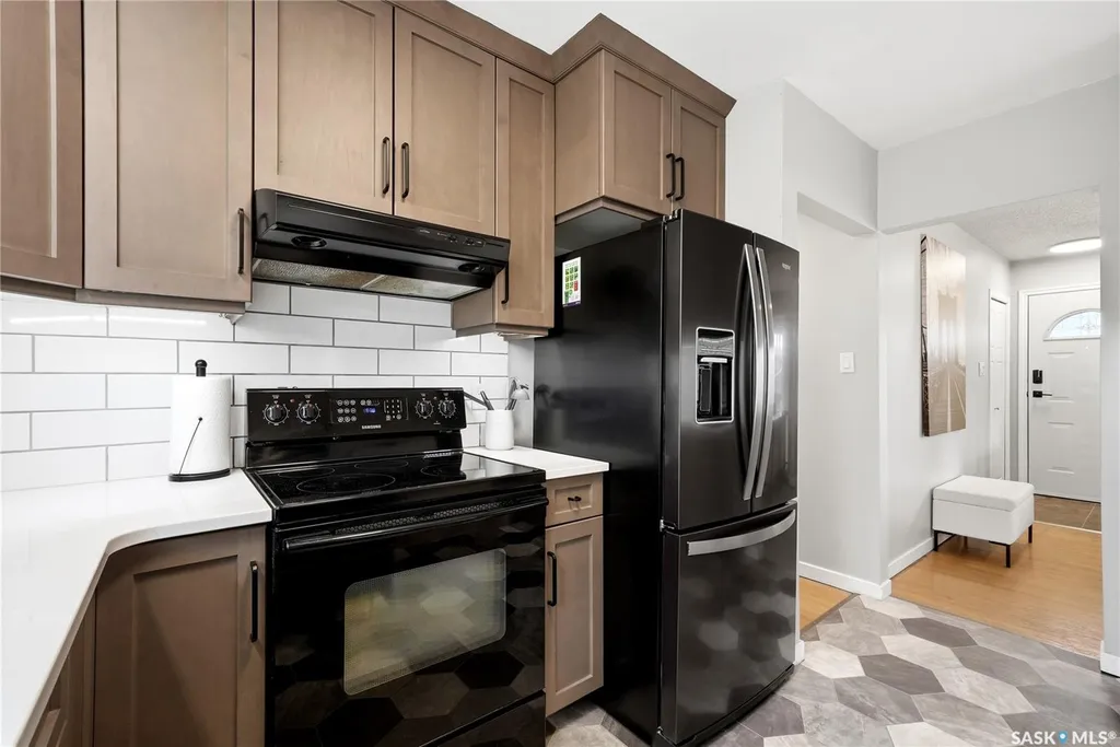 2775 Rothwell Street Regina SK S4N 2E3