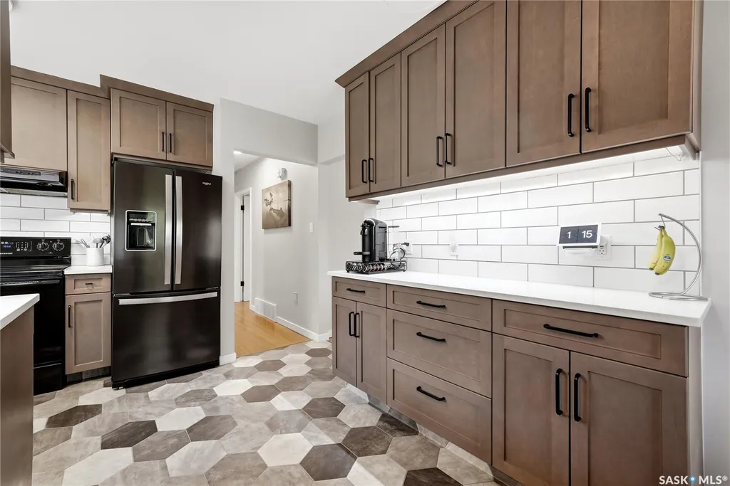 2775 Rothwell Street Regina SK S4N 2E3
