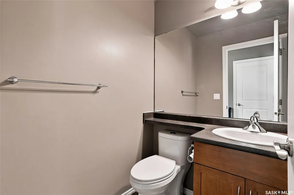 105 Lynd Crescent Saskatoon SK S7T 0C3