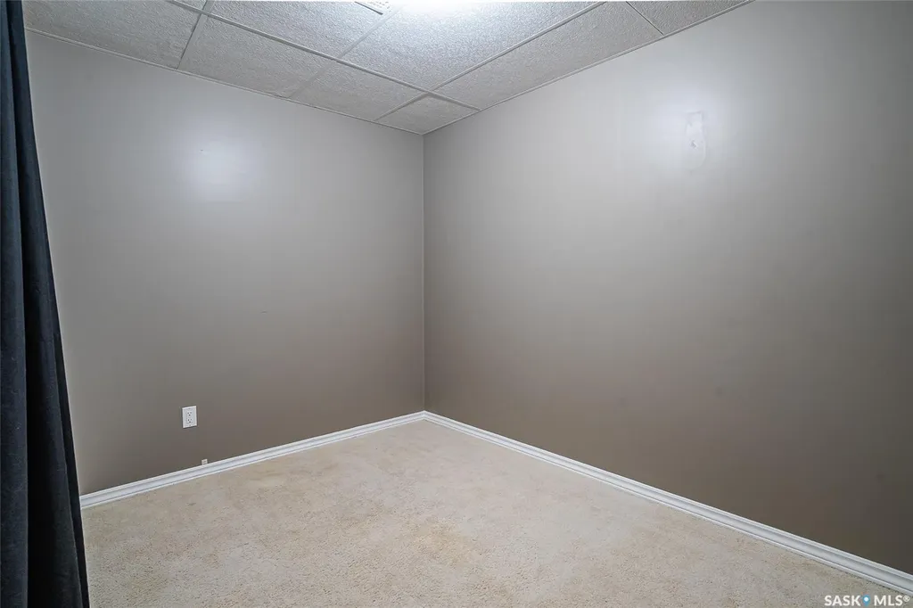 105 Lynd Crescent Saskatoon SK S7T 0C3
