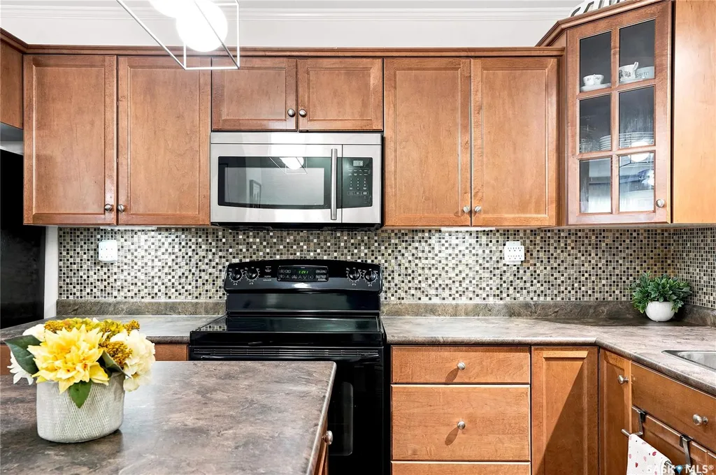 715 Hart Road Saskatoon SK S7M 3Y9