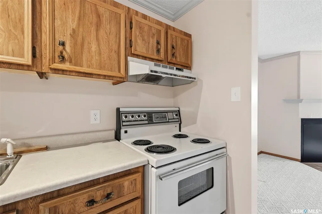 610 Hilliard Street W Saskatoon SK S7M 5L5