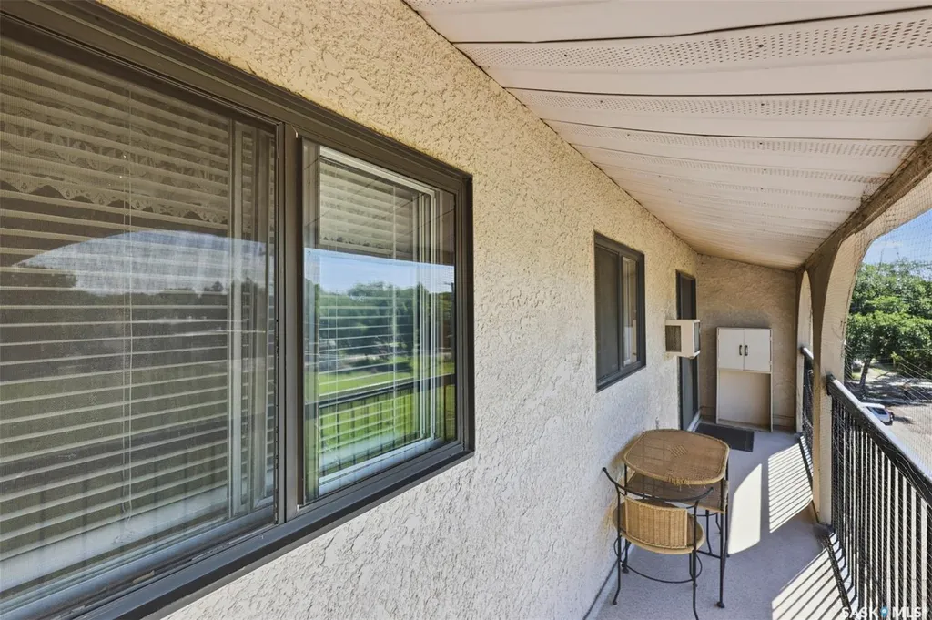 610 Hilliard Street W Saskatoon SK S7M 5L5