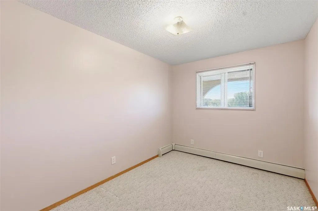 610 Hilliard Street W Saskatoon SK S7M 5L5