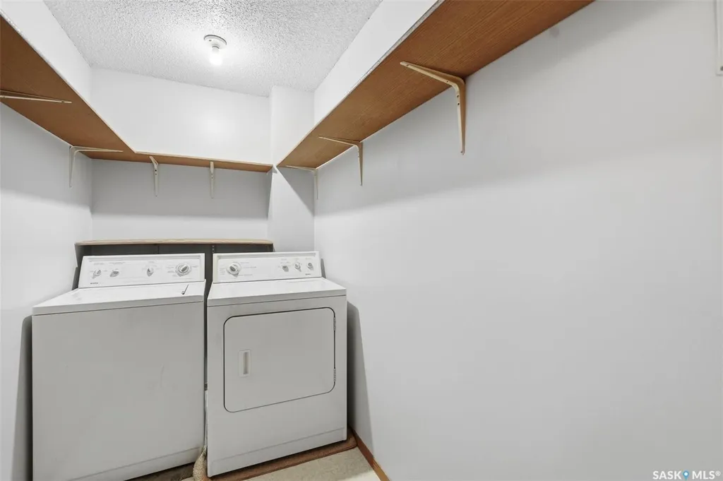 610 Hilliard Street W Saskatoon SK S7M 5L5