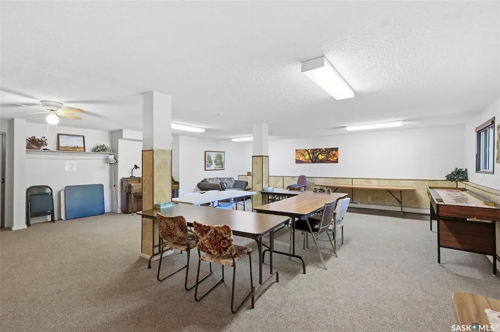 610 Hilliard Street W Saskatoon SK S7M 5L5