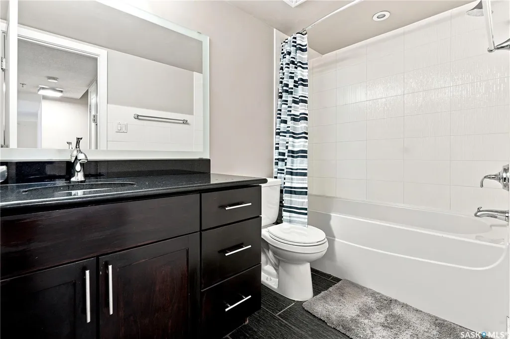 320 5th Avenue N Saskatoon SK S7K 2P5