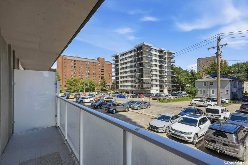 320 5th Avenue N Saskatoon SK S7K 2P5