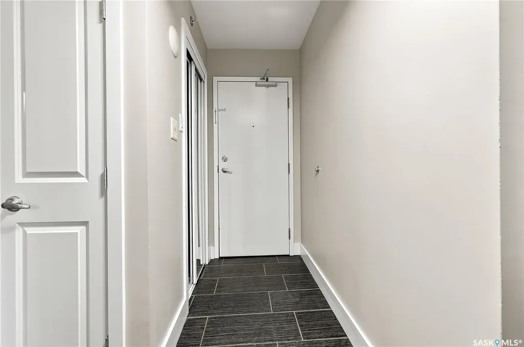 320 5th Avenue N Saskatoon SK S7K 2P5