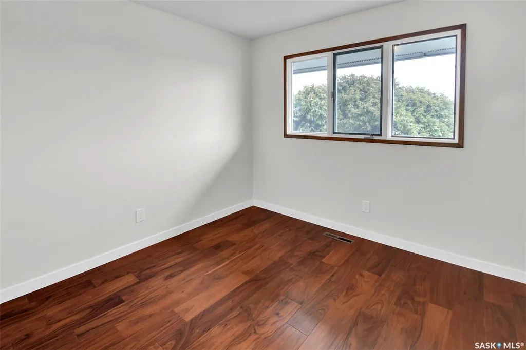 2113 Spadina Crescent E Saskatoon SK S7K 0C9