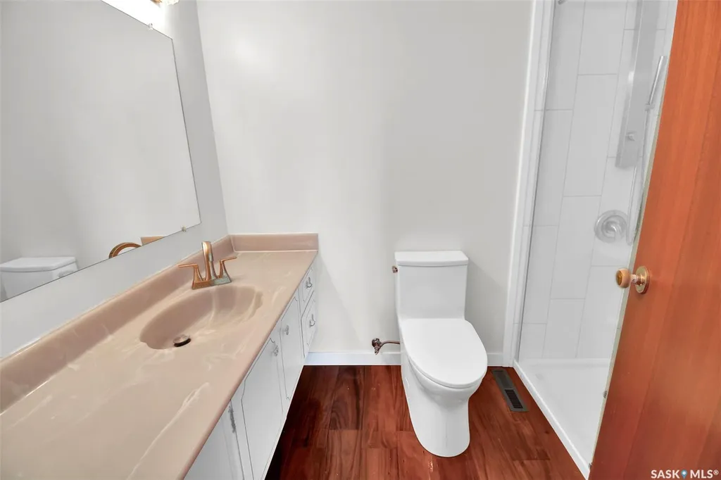 2113 Spadina Crescent E Saskatoon SK S7K 0C9