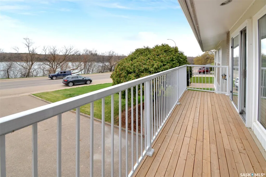 2113 Spadina Crescent E Saskatoon SK S7K 0C9
