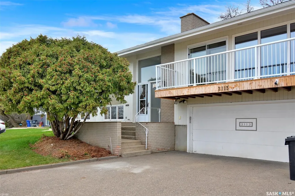 2113 Spadina Crescent E Saskatoon SK S7K 0C9