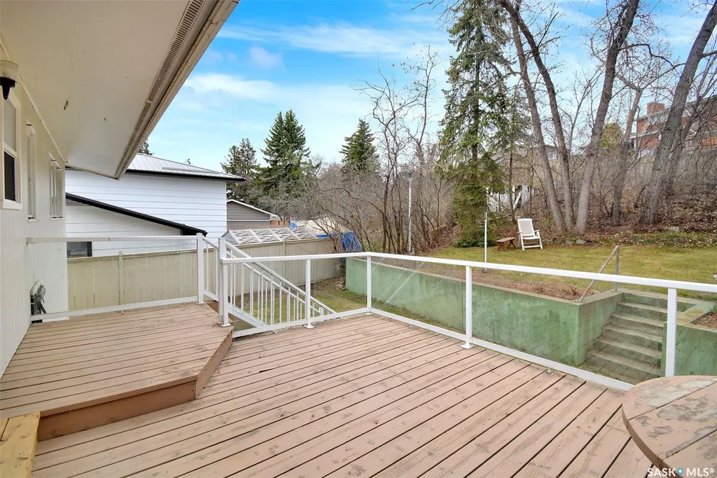 2113 Spadina Crescent E Saskatoon SK S7K 0C9