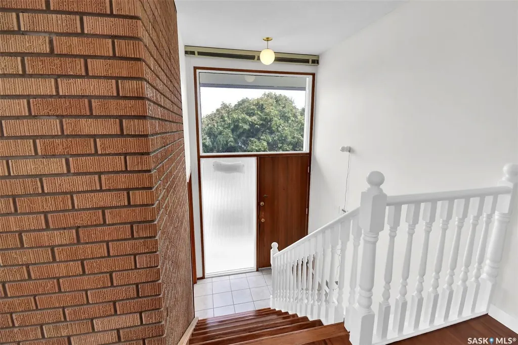 2113 Spadina Crescent E Saskatoon SK S7K 0C9