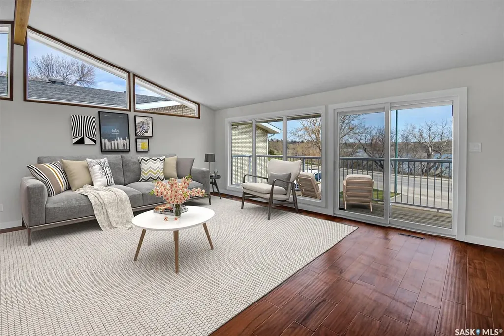 2113 Spadina Crescent E Saskatoon SK S7K 0C9