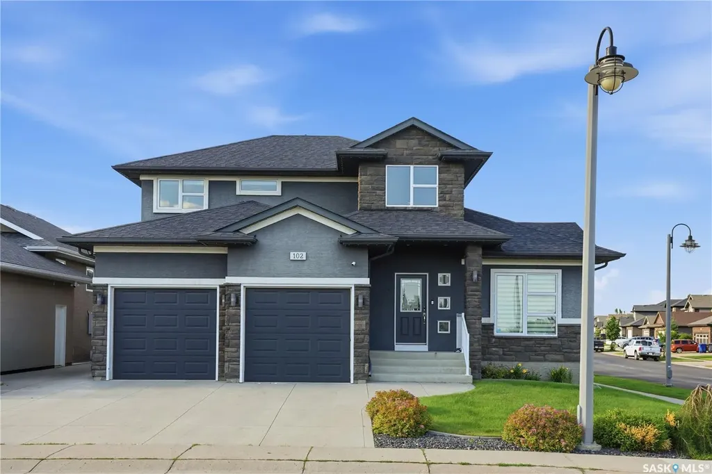 102 Teal Crescent Saskatoon SK S7T 0P9