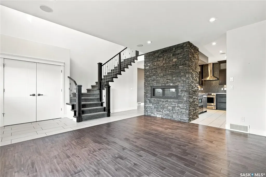 102 Teal Crescent Saskatoon SK S7T 0P9