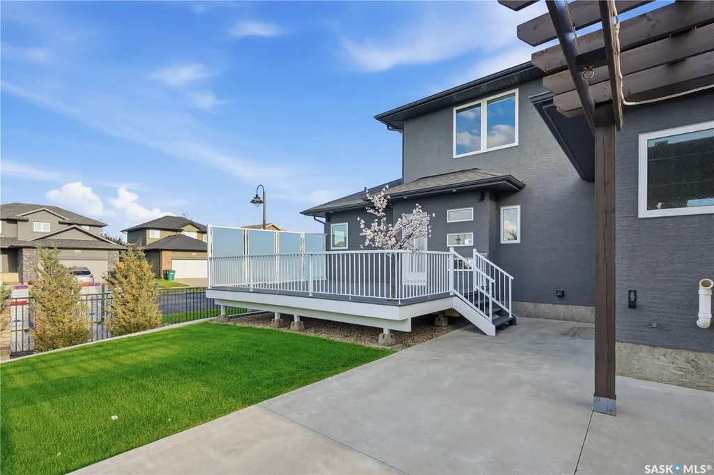102 Teal Crescent Saskatoon SK S7T 0P9