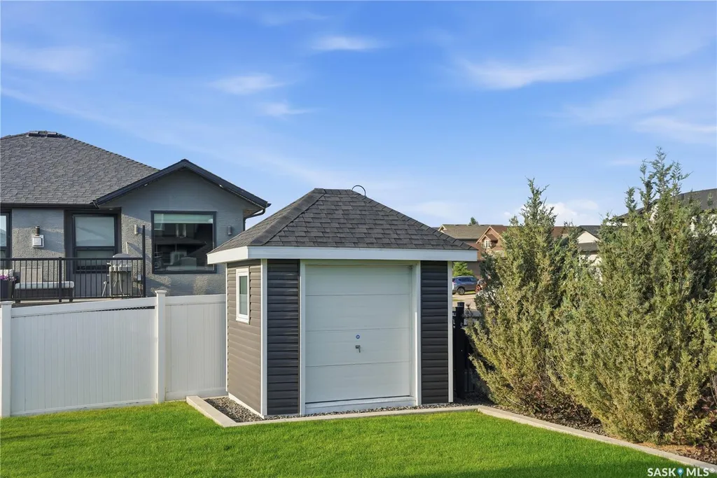 102 Teal Crescent Saskatoon SK S7T 0P9