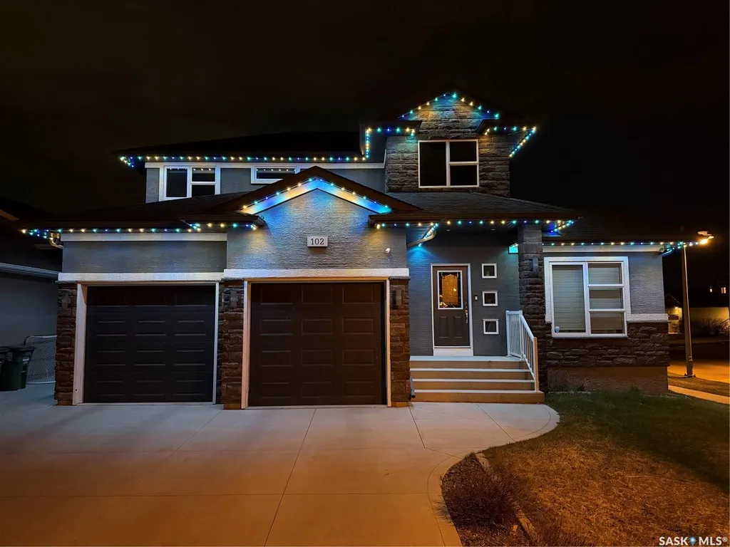 102 Teal Crescent Saskatoon SK S7T 0P9