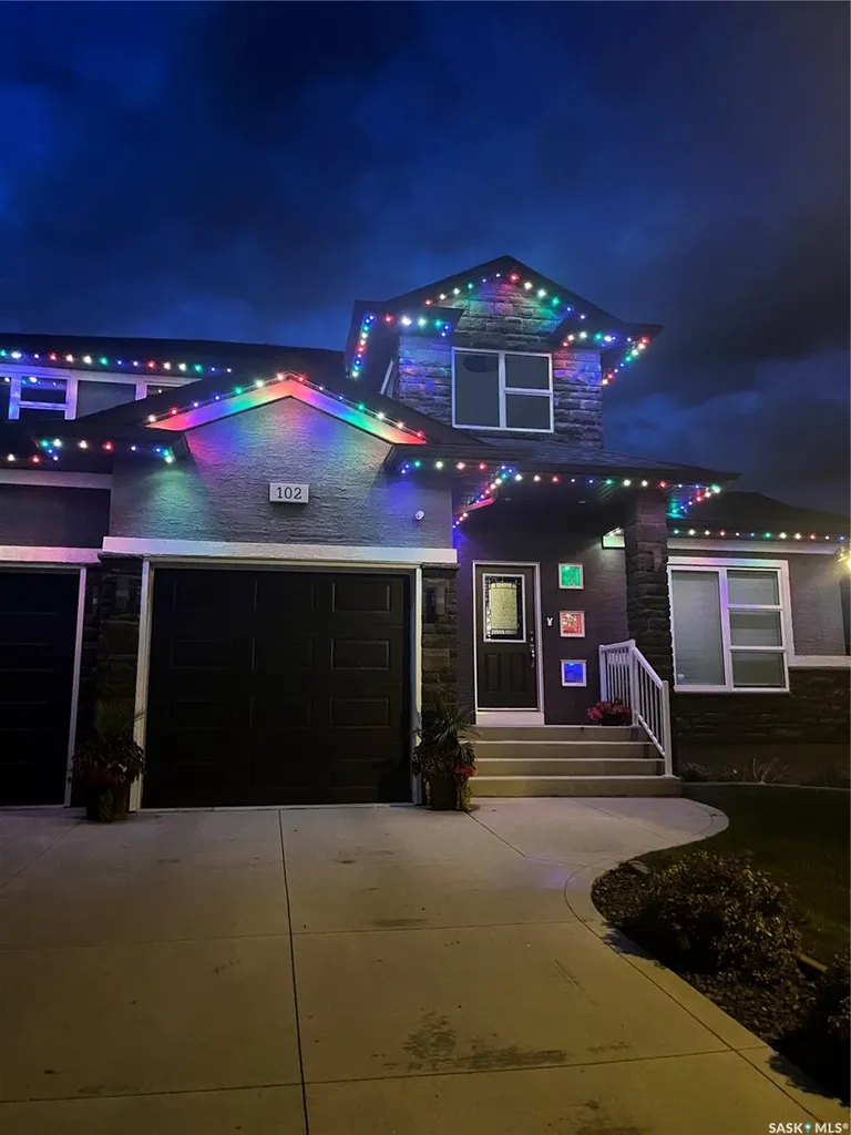 102 Teal Crescent Saskatoon SK S7T 0P9