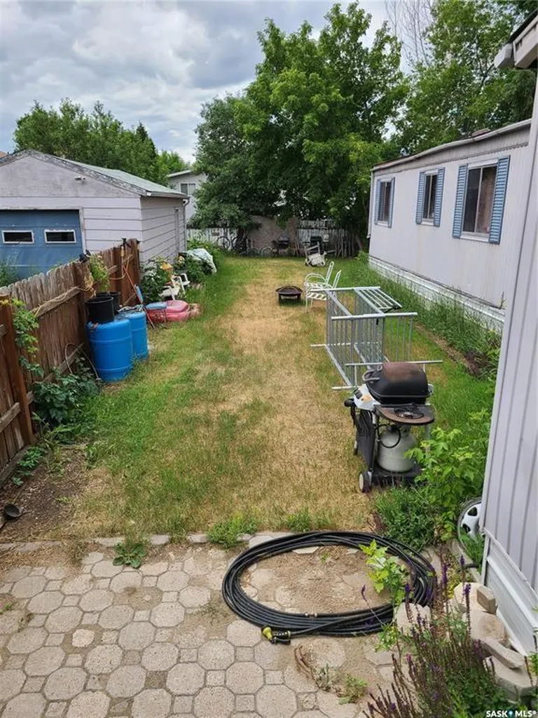123 Lochrie Crescent Saskatoon SK S7M 5E3