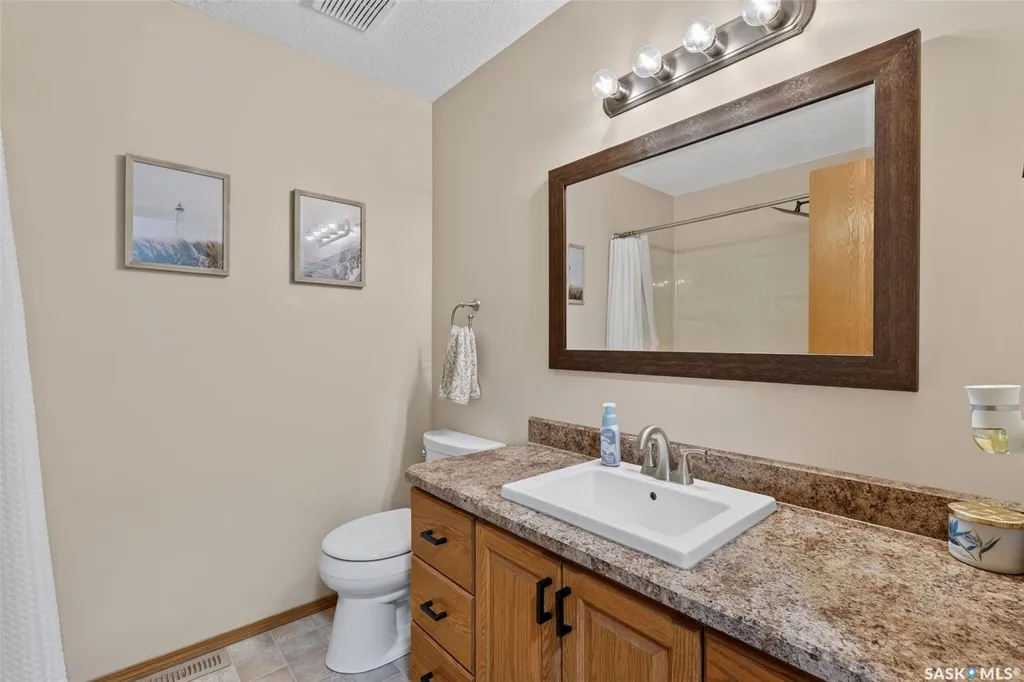 531 Mahon Drive Prince Albert SK S6V 7Z8