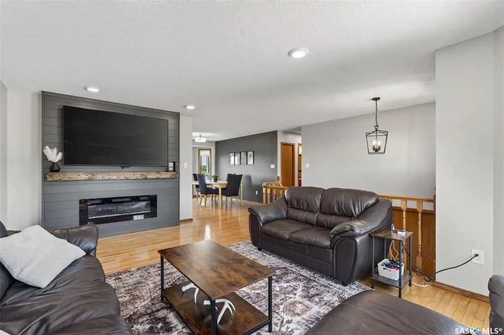 531 Mahon Drive Prince Albert SK S6V 7Z8