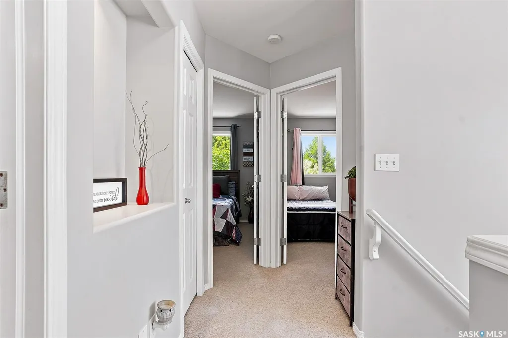 885 Manor Heights Martensville SK S0K 2T2