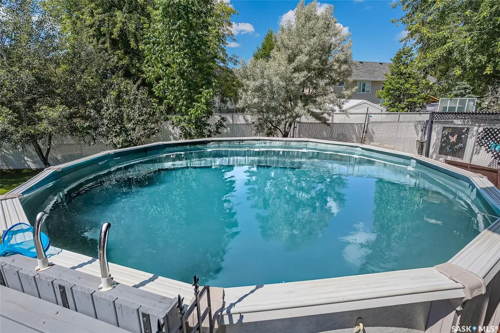 885 Manor Heights Martensville SK S0K 2T2