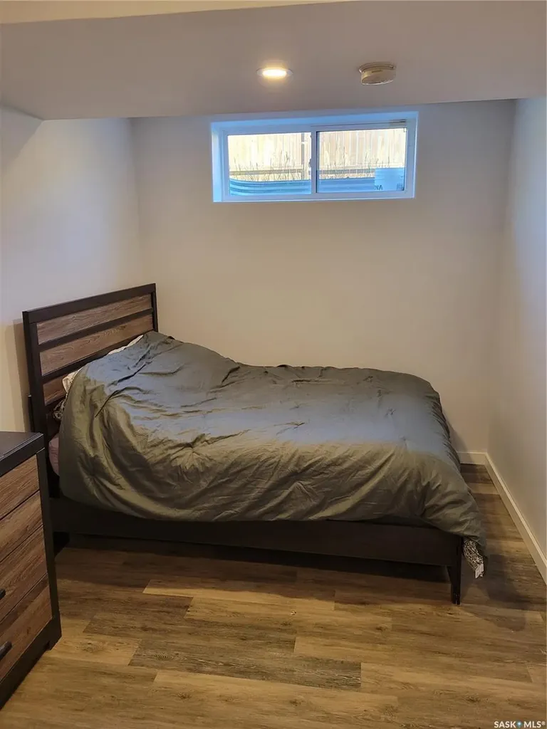 718 Patrick Bay Saskatoon SK S7W 0G3