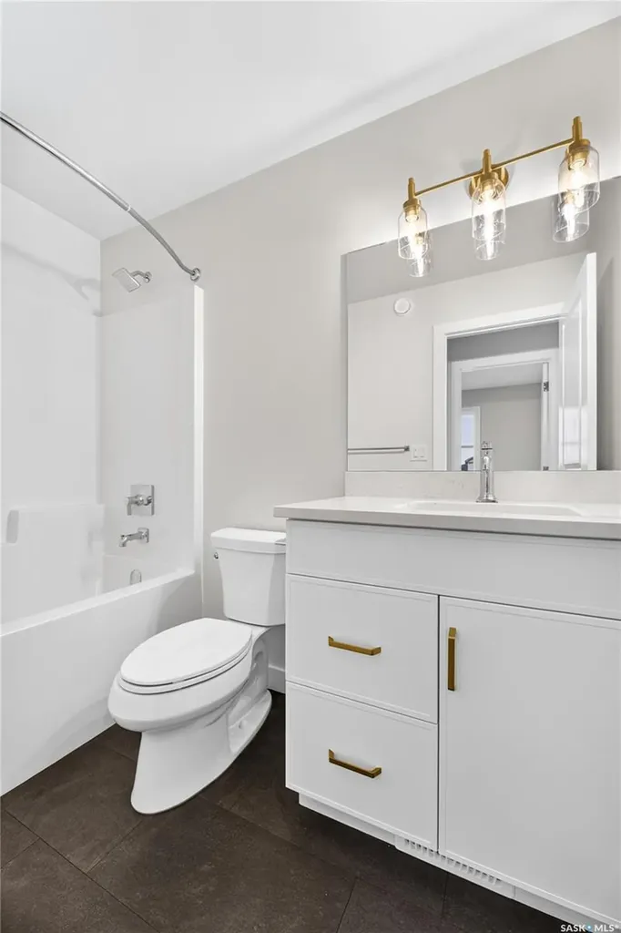 426 Cockcroft Place Saskatoon SK S7V 1Y9