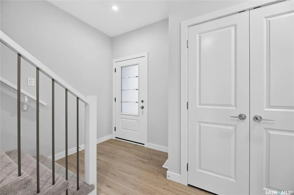 426 Cockcroft Place Saskatoon SK S7V 1Y9