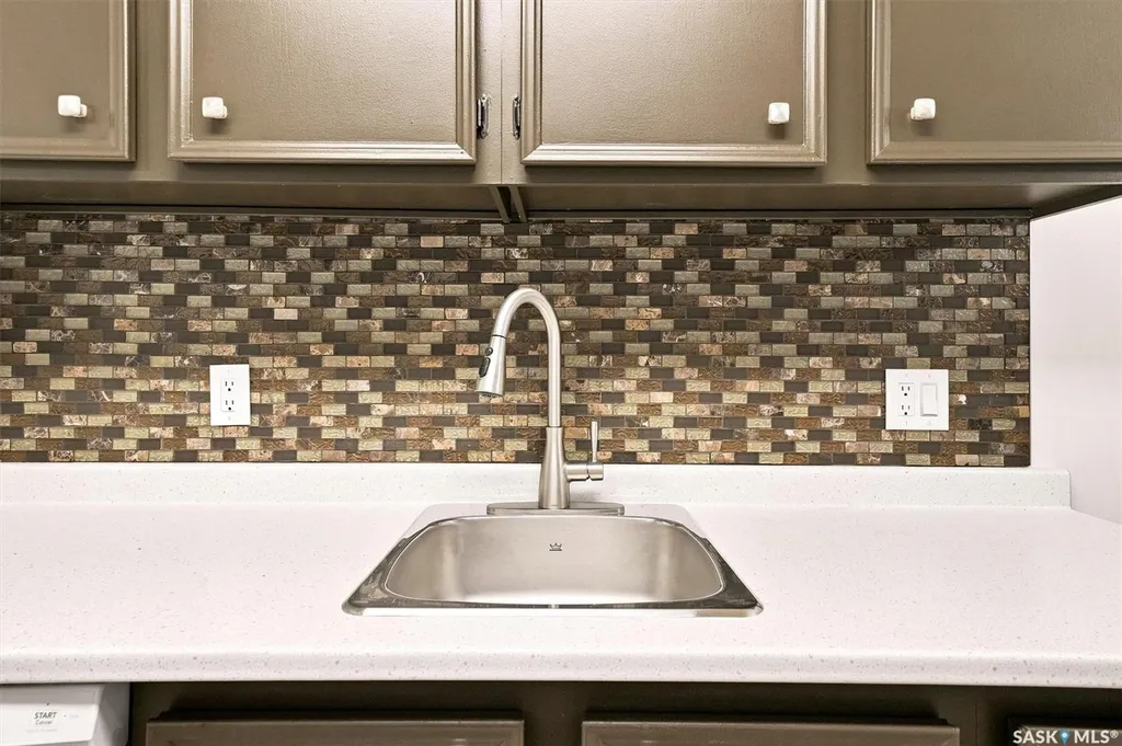 4040 8th Street E Saskatoon SK S7H 5L4