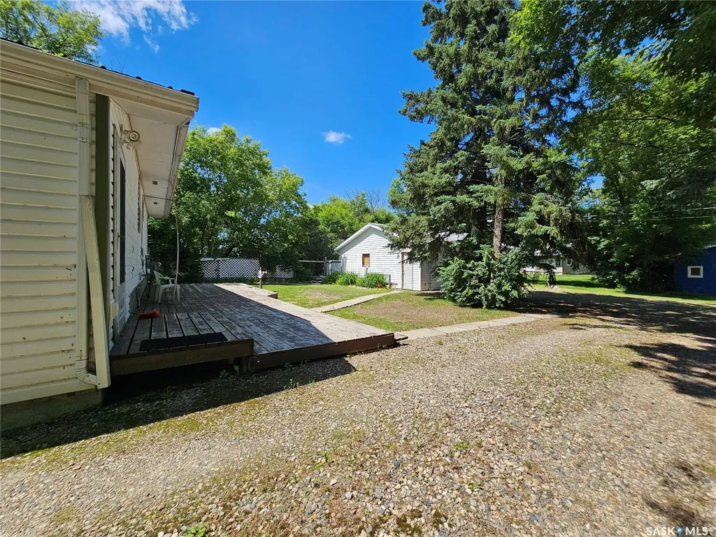 107 2nd Avenue S Maymont SK S0M 1T0