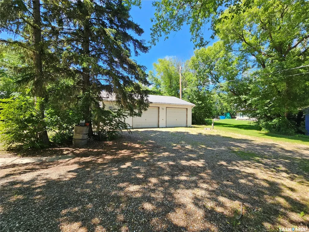 107 2nd Avenue S Maymont SK S0M 1T0