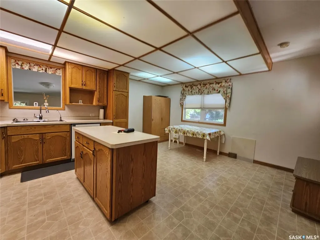 107 2nd Avenue S Maymont SK S0M 1T0