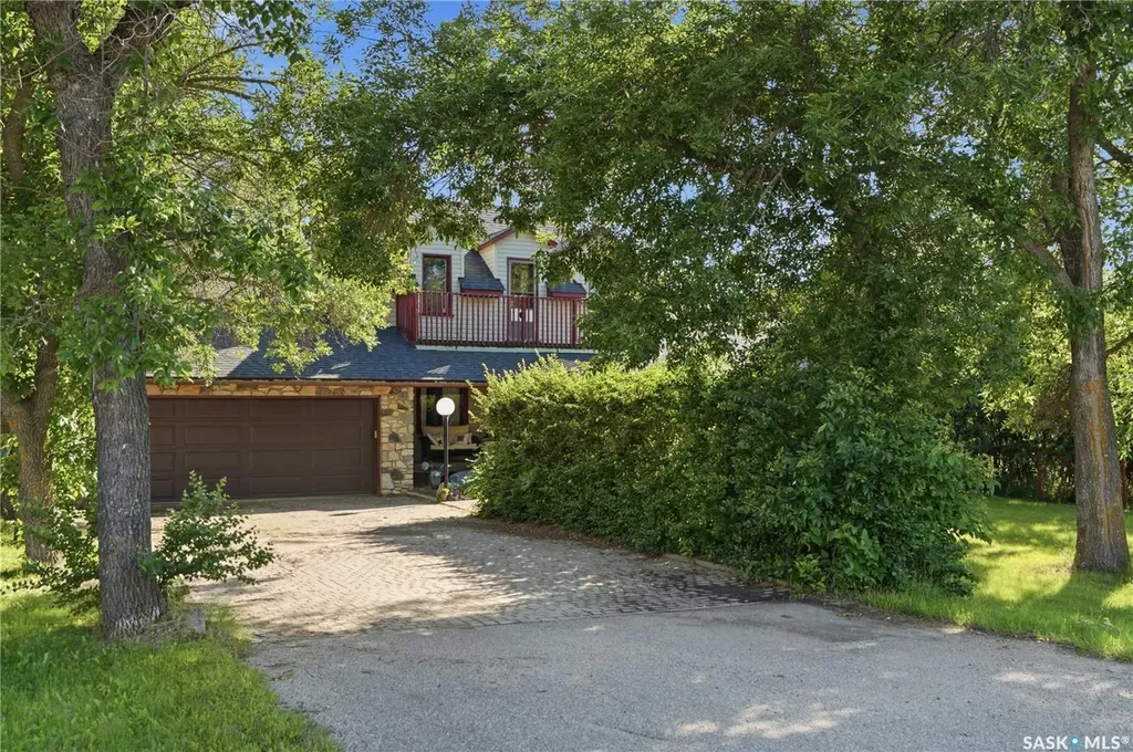 516 1st Street S Waldheim SK S0K 4R0