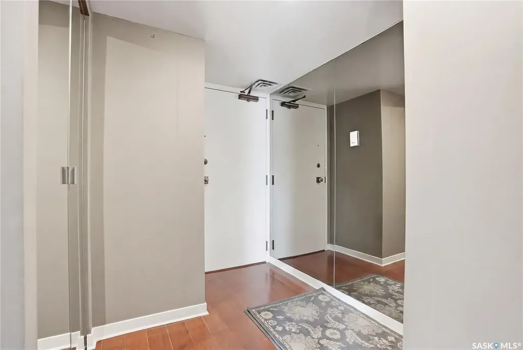 424 Spadina Crescent E Saskatoon SK S7K 6X7