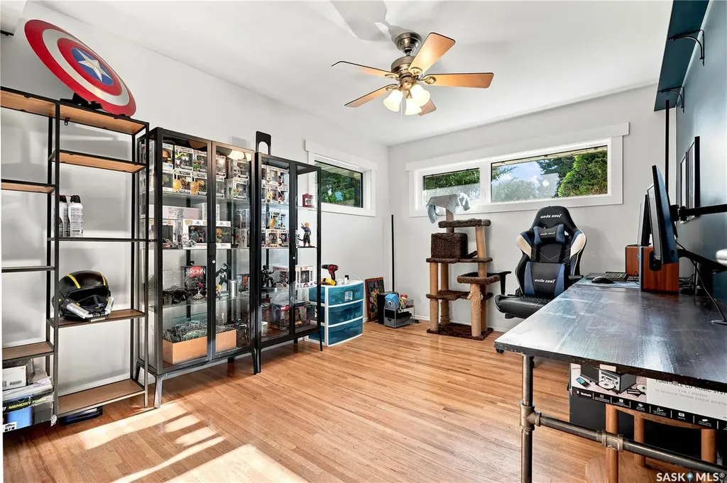 2301 Cairns Avenue Saskatoon SK S7J 1T9
