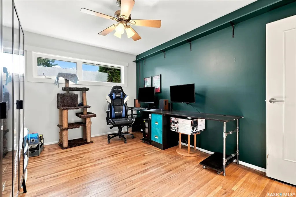 2301 Cairns Avenue Saskatoon SK S7J 1T9