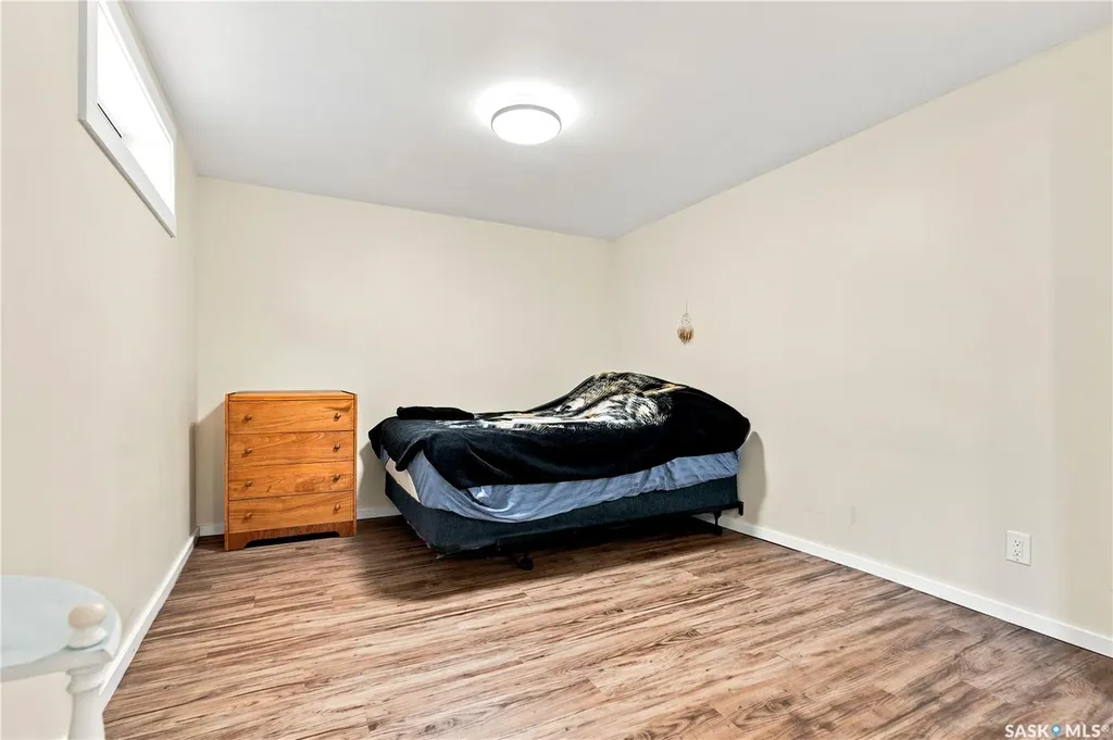 2301 Cairns Avenue Saskatoon SK S7J 1T9