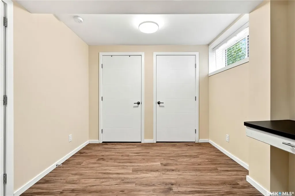 2301 Cairns Avenue Saskatoon SK S7J 1T9