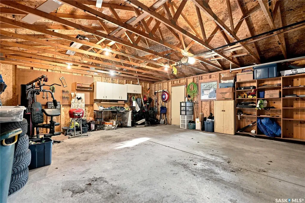 2301 Cairns Avenue Saskatoon SK S7J 1T9