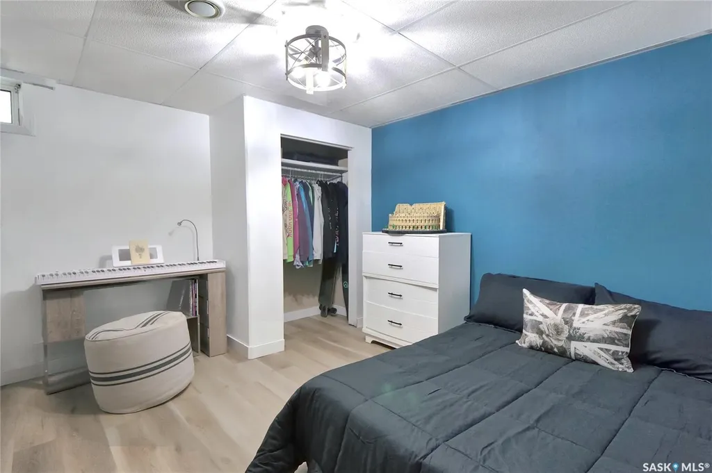 744 Saskatchewan Street W Moose Jaw SK S6H 2T7