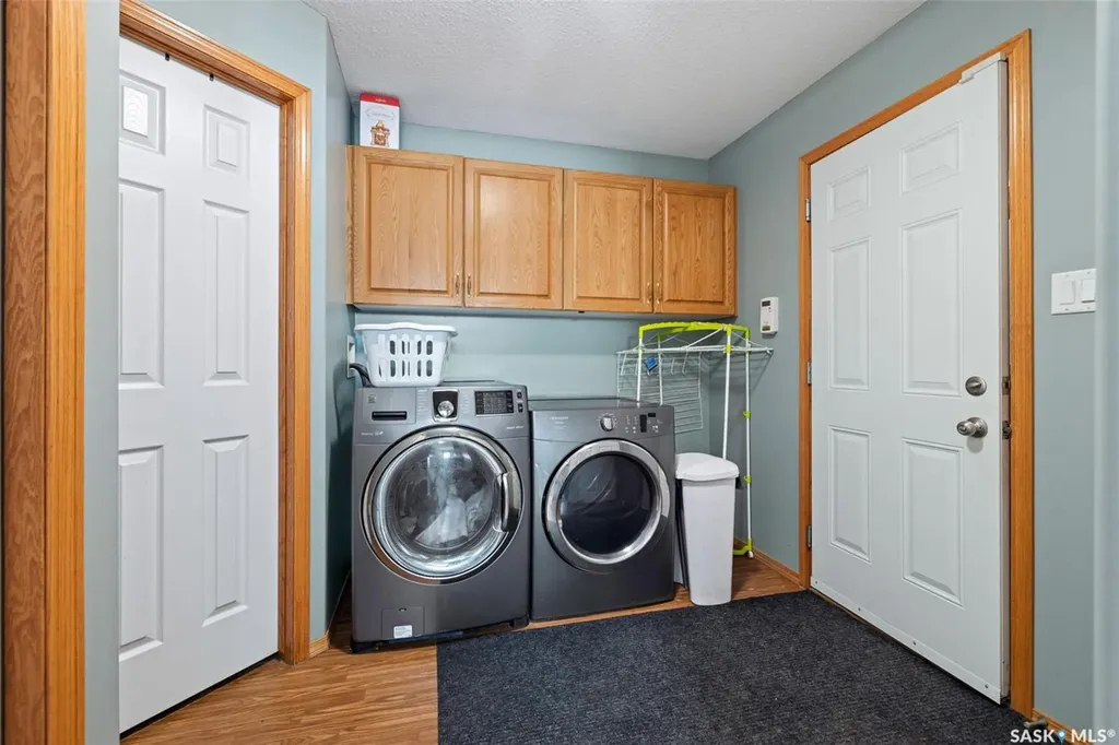 911 Gull Road Regina SK S4N 7P9