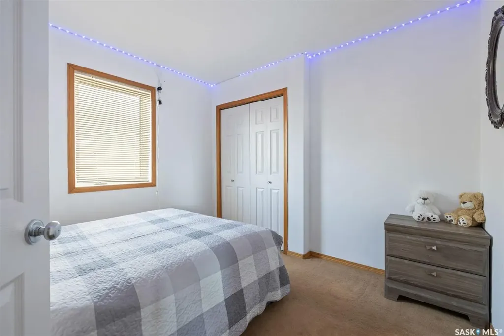 911 Gull Road Regina SK S4N 7P9